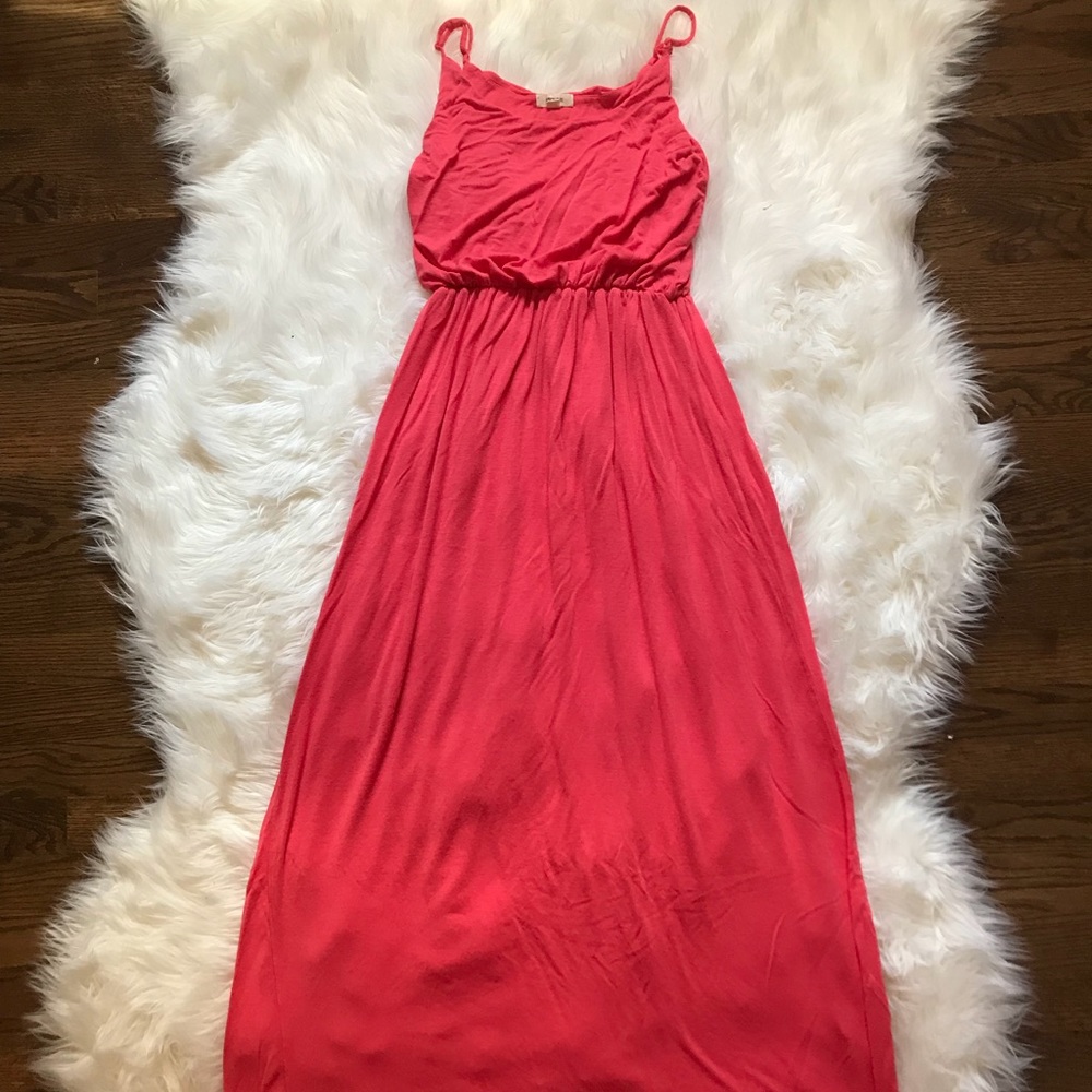 Love Culture Maxi Dress Small